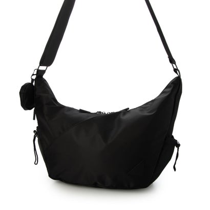 Tech Nylon Crescent Shoulder Bag / テックナイロン クレセント ショルダーバッグ 【韓国デザイン】 NEO （ブラック）｜詳細画像