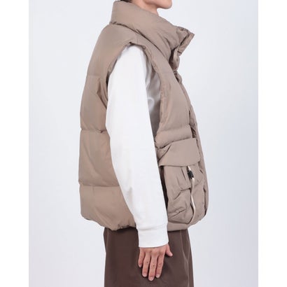 メゾンクラブ MAISON CLUB Tech Backpacker Down Vest / テックバックパッカーダウンベスト SNF （ベージュ）｜詳細画像