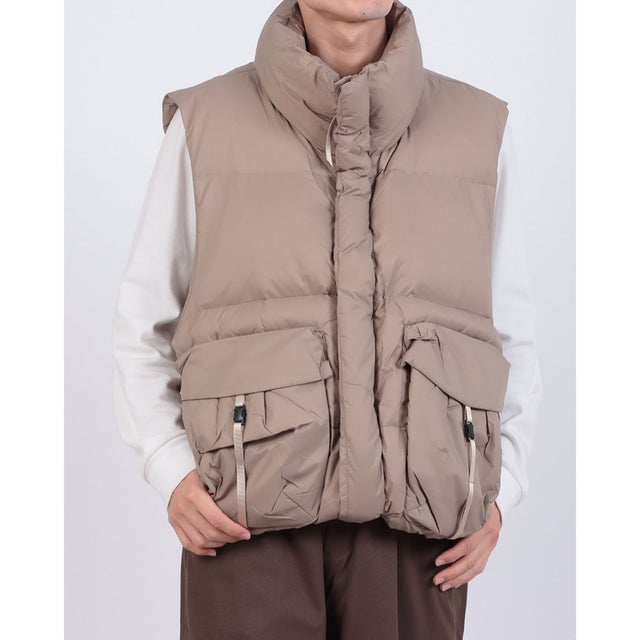 Tech Backpacker Down Vest / テックバックパッカーダウンベスト SNF （ベージュ）