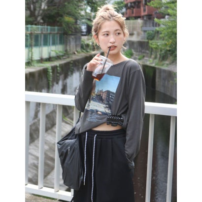 フォトロングスリーブTee （チャコールグレー）｜詳細画像