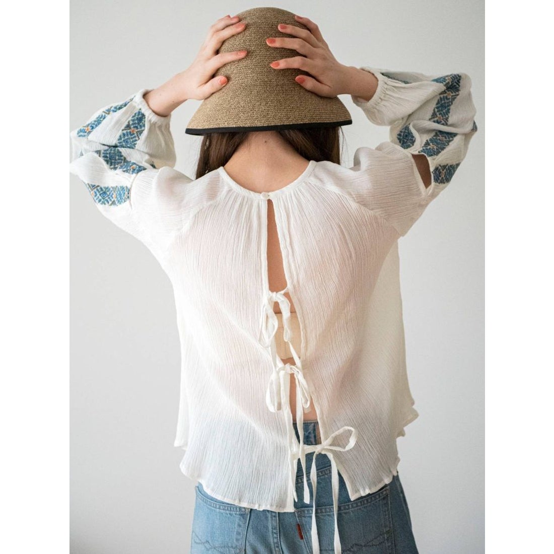 Ungrid スパンコール刺繍ショートブラウス（オフホワイト 