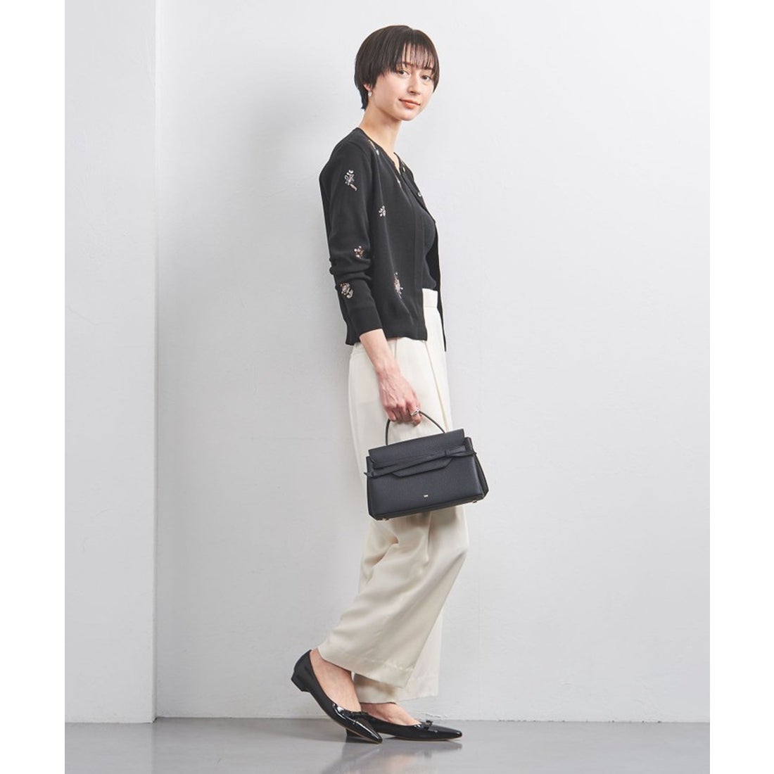 UNITED ARROWS フラワー ビジュー カーディガン - ファッション通販 