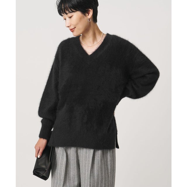 フォックスカシミヤ Vネック ニット （BLACK）