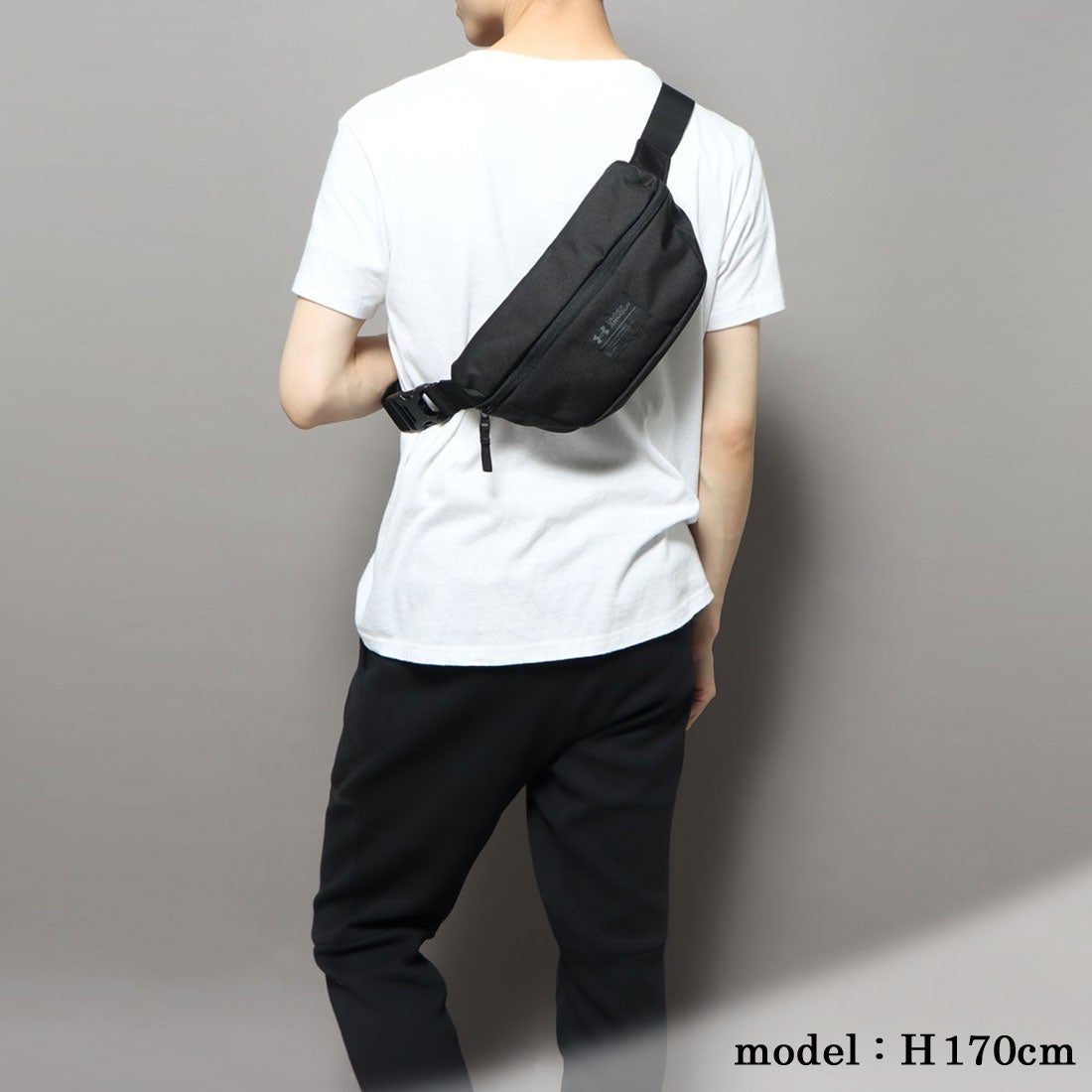 アンダーアーマー UNDER ARMOUR ウエストバッグ UA Waist Bag 1363303 （ブラック） -ファッション通販 FASHION  WALKER