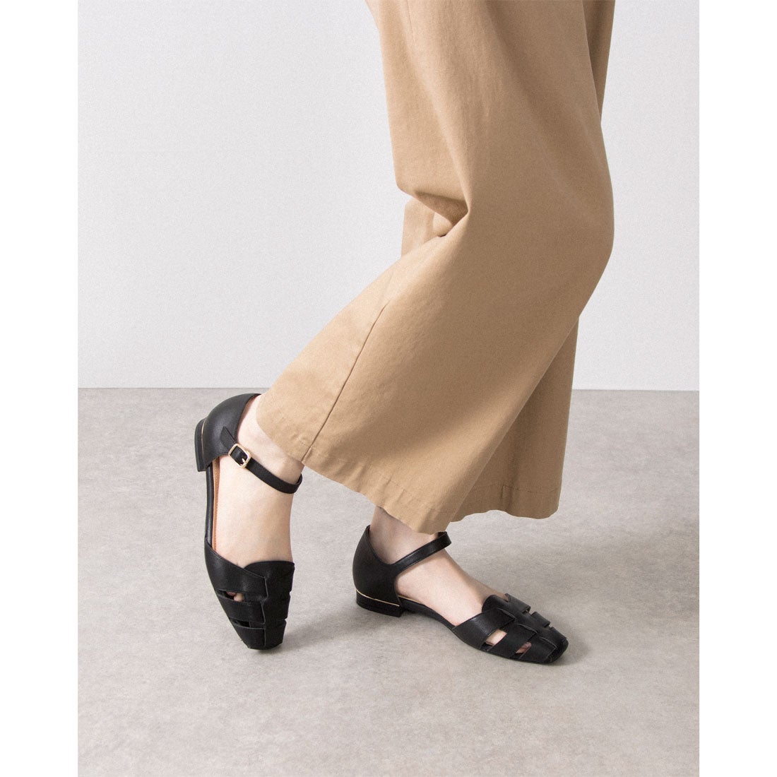 アンリーフ unReef アンクルストラップセパレートパンプス