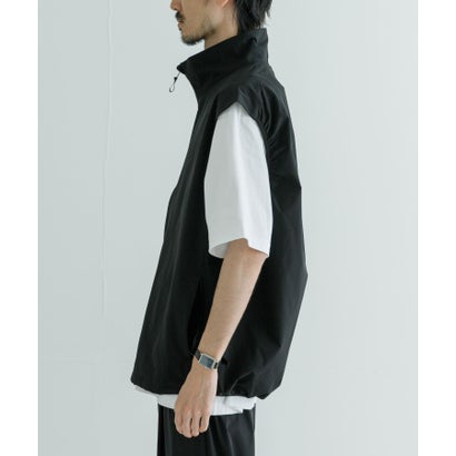 アーバンリサーチ URBAN RESEARCH 『UR TECH POLIsh POLI』thread by UR TECH VEST （BLACK）｜詳細画像
