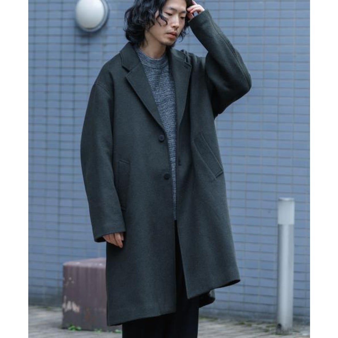 オーバーサイズ チェスターコート アーバンリサーチ　黒 アーバンリサーチ URBAN RESEARCH オーバーチェスターコート （BLACK