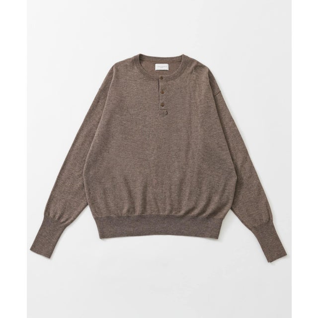 new basic WORSTED YAK HENLEY NECK SWEATER （ベージュ系その他）
