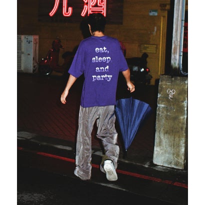 アーバンリサーチ URBAN RESEARCH thur. esp logo SHORT-SLEEVE T-SHIRTS （ホワイト）｜詳細画像