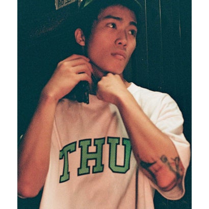 アーバンリサーチ URBAN RESEARCH THUR JUST DOT SHORT-SLEEVE T-SHIRTS （ホワイト）｜詳細画像