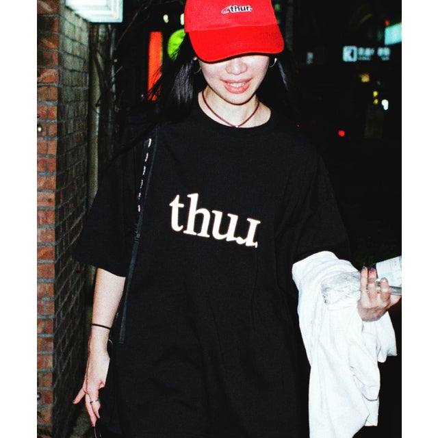 thur. logo SHORT-SLEEVE T-SHIRTS （ブラック）