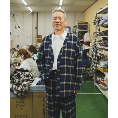 THE INDUSTRY WORKS 綿レーヨンオンブレネルノーカラージャケット （ブルー）｜詳細画像