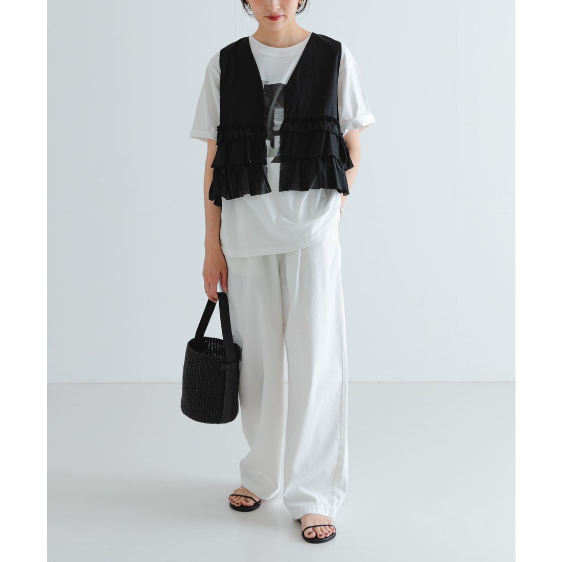 アーバンリサーチ URBAN RESEARCH ノースリーブフリルブラウス （BLACK 