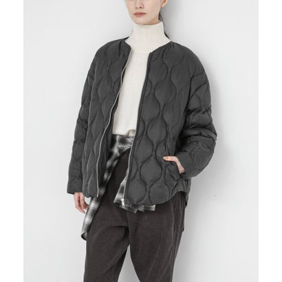 アーバンリサーチ URBAN RESEARCH 『Sサイズ/WEB限定』ノーカラーキルティングダウン （カーキ）｜詳細画像