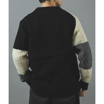 アイテムズ アーバンリサーチ ITEMS URBAN RESEARCH テクスチャーコンビ クルーネックニット （ブラウン）｜詳細画像