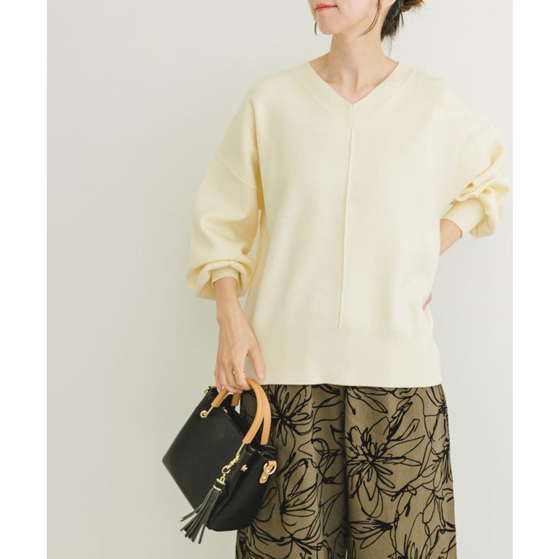 アイテムズ アーバンリサーチ ITEMS URBAN RESEARCH 【予約】Vネック 