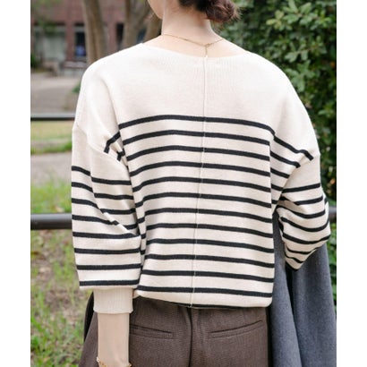アイテムズ アーバンリサーチ ITEMS URBAN RESEARCH 『洗濯可』アウトリンキングVネックニット （パープル）｜詳細画像