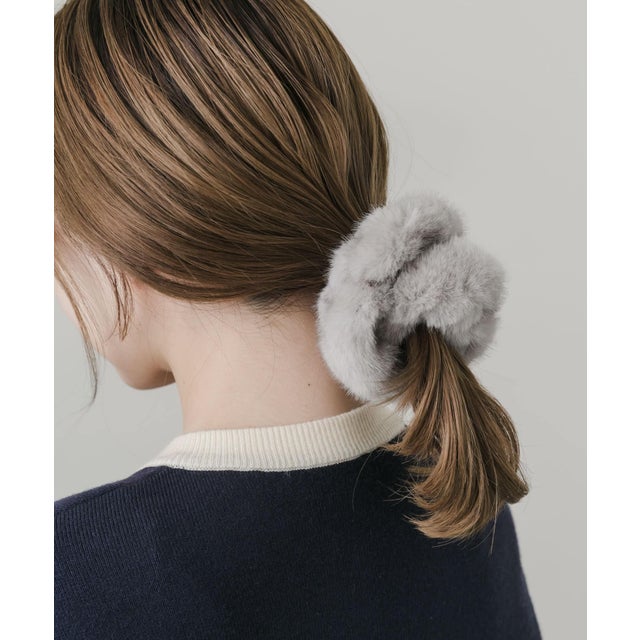 フェイクファーシュシュ （ライトグレー）