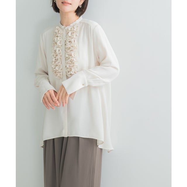 MARILYN MOON CRYSTAL PLEATS SATIN SHIRTS （アイボリー）