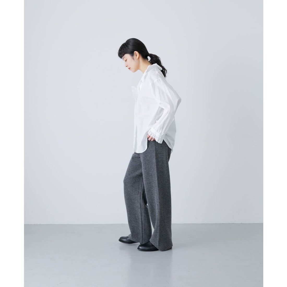 カグレ かぐれ Ruffle collar shirt （オフホワイト） - ファッション 
