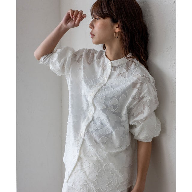 カットジャガードフラワーシアーシャツ （IVORY）