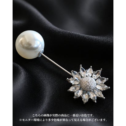 胸元にひと華パールピンブローチ （シルバー）｜詳細画像