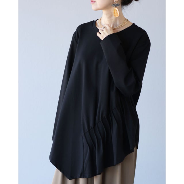 「体型隠し」に見せない 洗練アシンメトリーカットソー （ブラック）