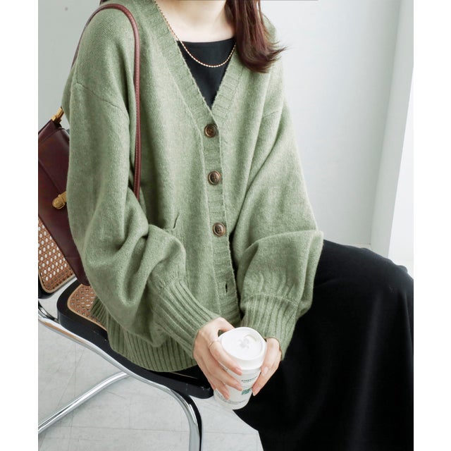 【リニューアル】洗えるもちもち！ミドル丈ニットカーデ （スモーキーグリーン）