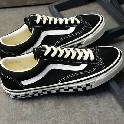 LX Old Skool 36 CHCKRBRD-SIDEWALL-BLACK/MARSHMALLOW [VN000E8VBPO] （CHCKRBRD-SIDEWALL-BLACK/MARSHMALLOW）｜詳細画像