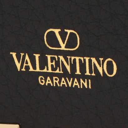 ヴァレンティノ ガラヴァーニ VALENTINO GARAVANI ショルダーバッグ ロックスタッズ ミニバッグ カメラバッグ ブラック レディース VALENTINO GARAVANI 3W2B0809VSF 0NO （NERO）｜詳細画像