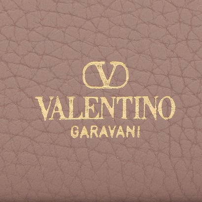 ヴァレンティノ ガラヴァーニ VALENTINO GARAVANI フラグメントケース カードケース ロックスタッズ ベージュ レディース VALENTINO GARAVANI 3W2P0605VSH P45 （POUDRE）｜詳細画像