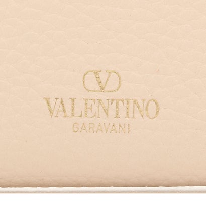 ヴァレンティノ ガラヴァーニ VALENTINO GARAVANI フラグメントケース カードケース ロックスタッズ ホワイト レディース VALENTINO GARAVANI 3W2P0605VSH I16 （LIGHT IVORY）｜詳細画像