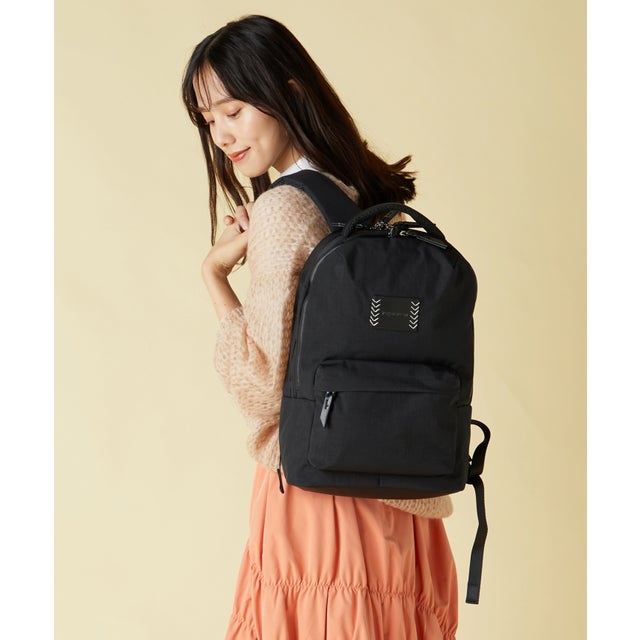 
                    crinkle nylon backpack Msize （ブラック）