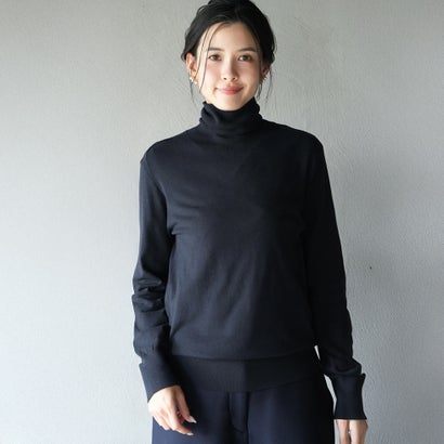 【毛玉防止・洗える】アデルタートルニット （ネイビー）｜詳細画像