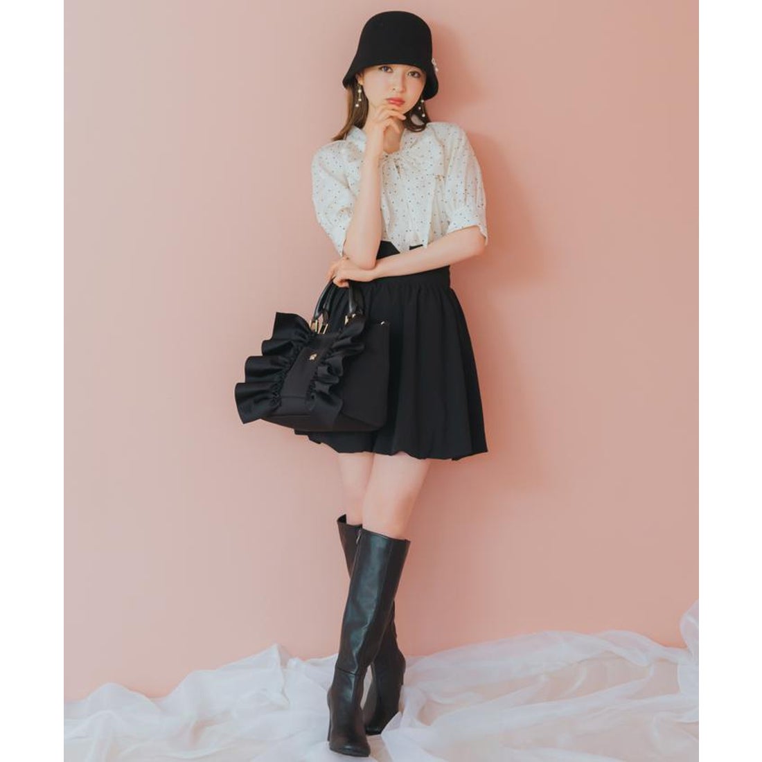 ウィルセレクション WILLSELECTION ネオプレンフリルバッグ （ブラック 