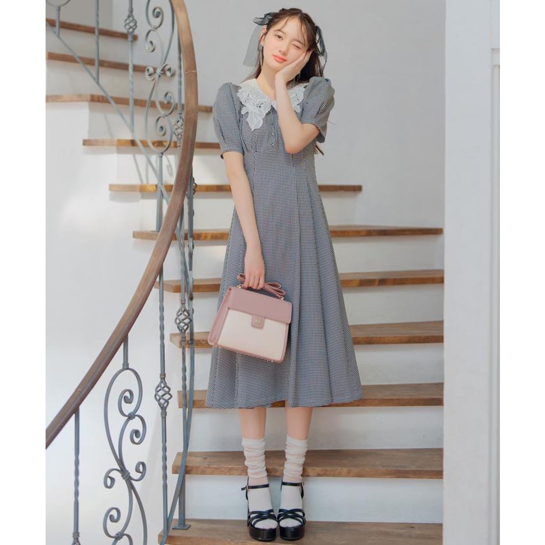 大人気完売♡美品♡ WILLSELECTION タックウエストレース襟ワンピース ウィルセレクション WILLSELECTION タックウエストレース襟ワンピース