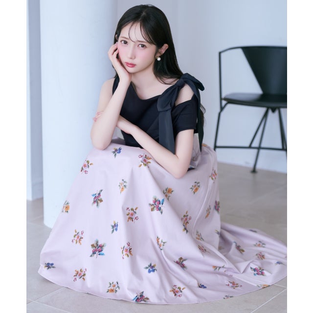 フローラルベリープリントタックフレアスカート 赤系花柄