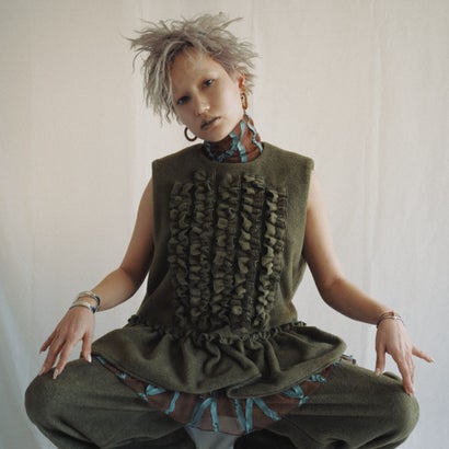 フリースフリルベスト（Fleece Frill Vest） （OLIVE）｜詳細画像