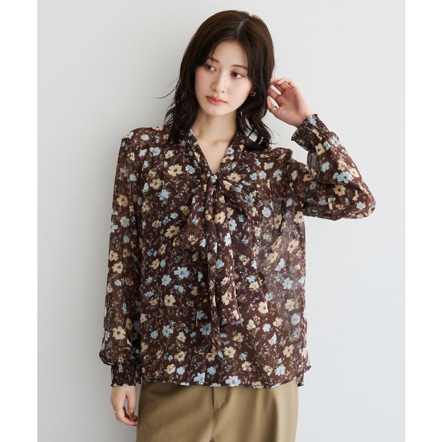 フラワー柄シアーボウタイブラウス （ブラウン）