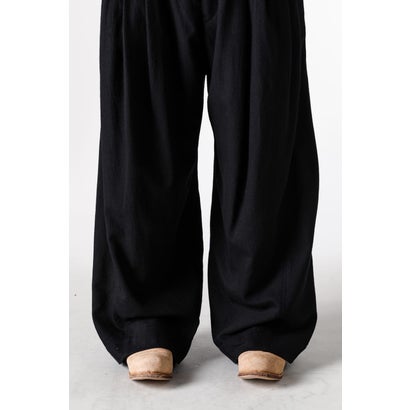 EXTRA WIDE-LEG TROUSERS Black｜詳細画像