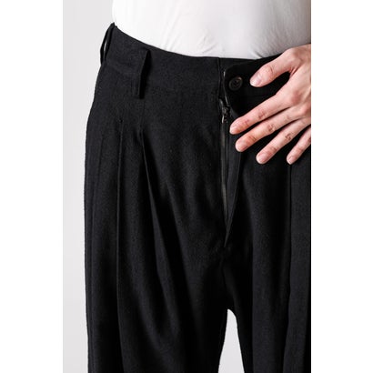 WIDE-LEG TROUSERS WITH PULL TABS Black｜詳細画像