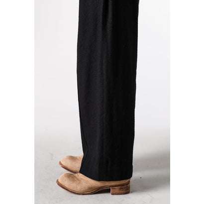 PLEATED STRAIGHT-LEG TROUSERS Black｜詳細画像