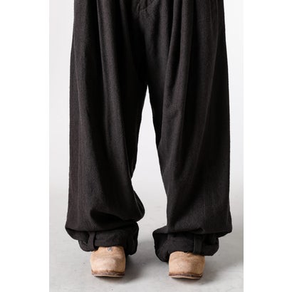 WIDE-LEG TROUSERS WITH PULL TABS Brown｜詳細画像